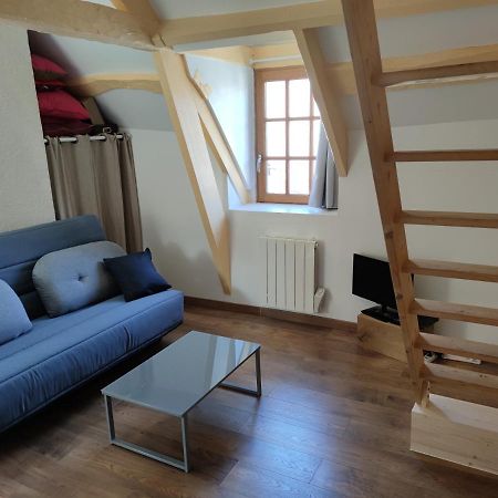 Le Saint Leonard...Il Est Orange Apartment Honfleur Bagian luar foto
